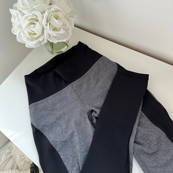 LULULEMON leggings Black & Grey - Picture 3 of 4